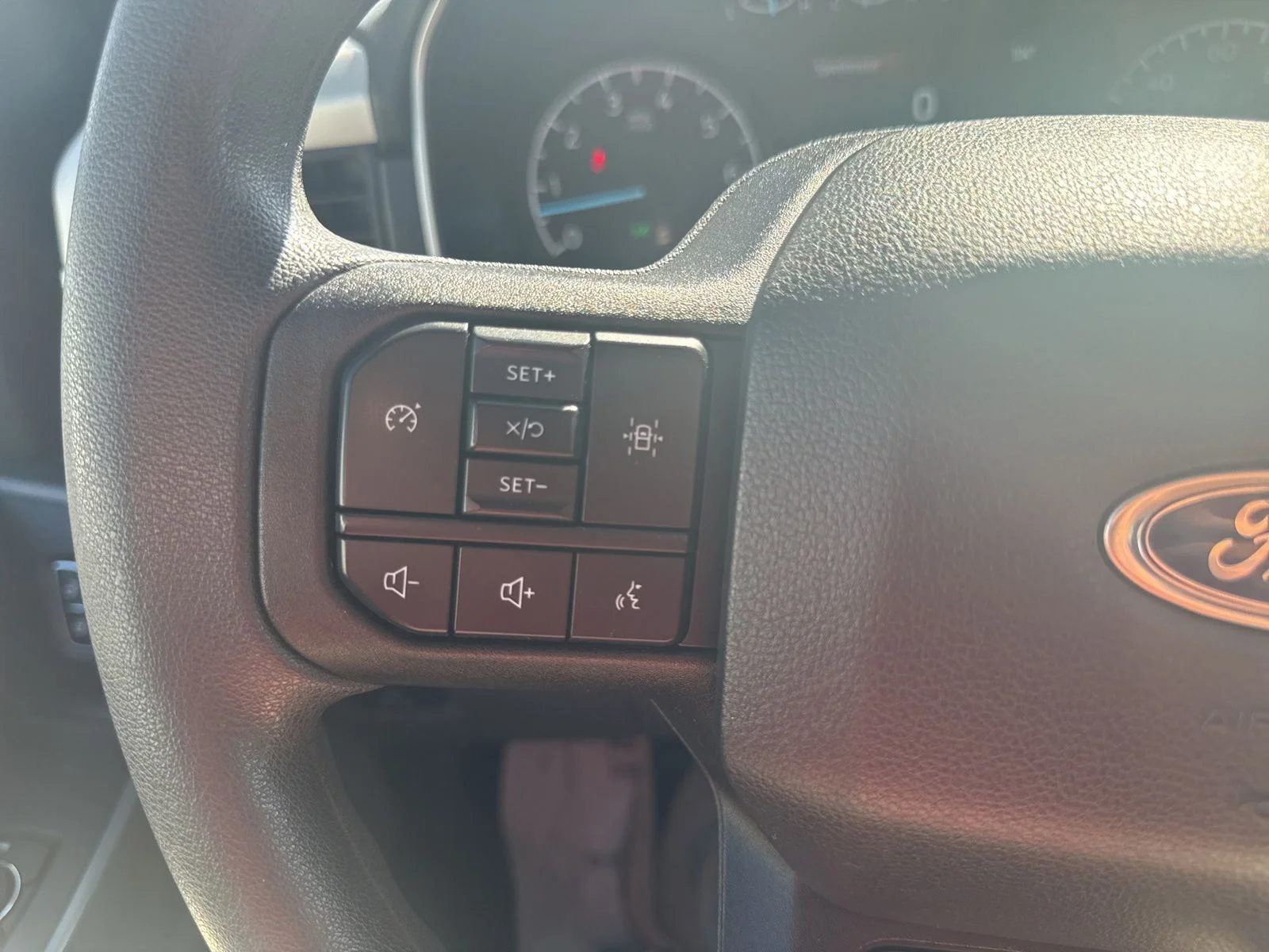 2022 Ford F-150 XLT - Photo 27