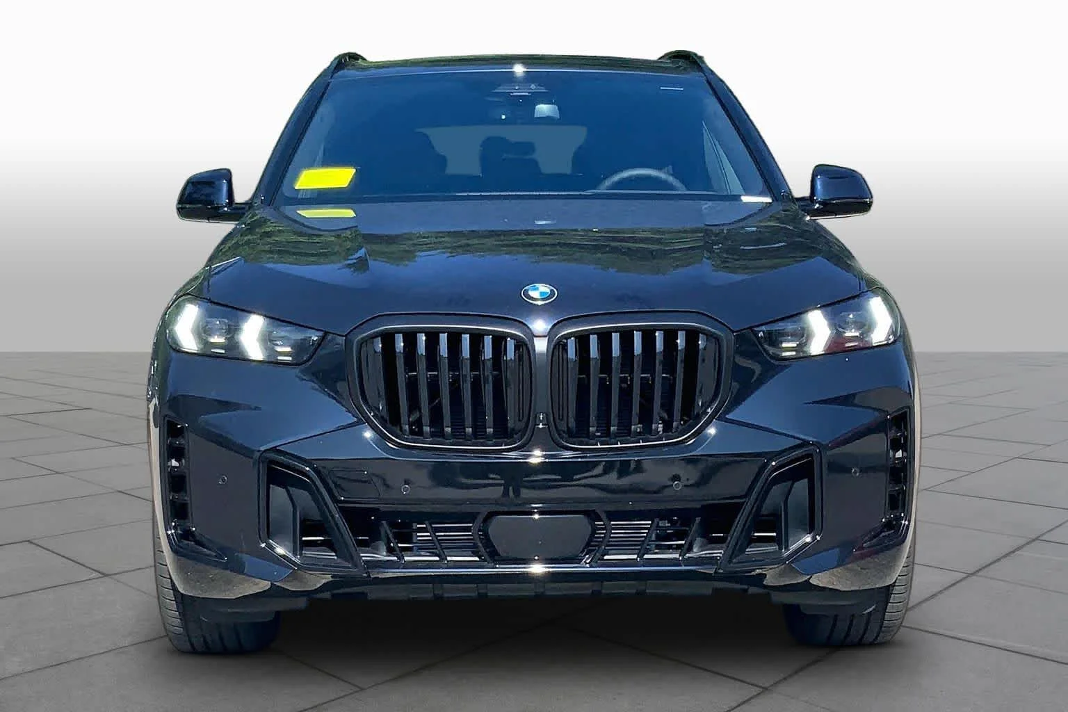 New 2026 Carbon Black Metallic BMW xDrive40i image 3