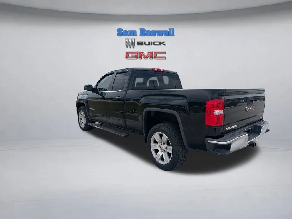 Used 2017 ONYX BLACK GMC SLE image 7