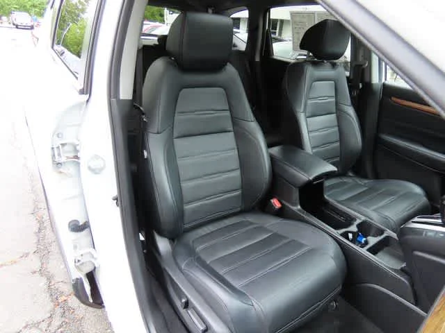 Certified Used 2021 Platinum White Pearl Honda EX-L image 17