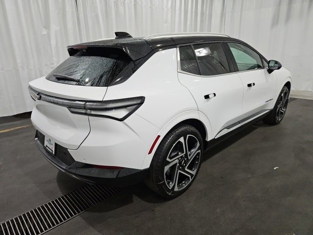 2026 Chevrolet Equinox EV 1LT photo 3