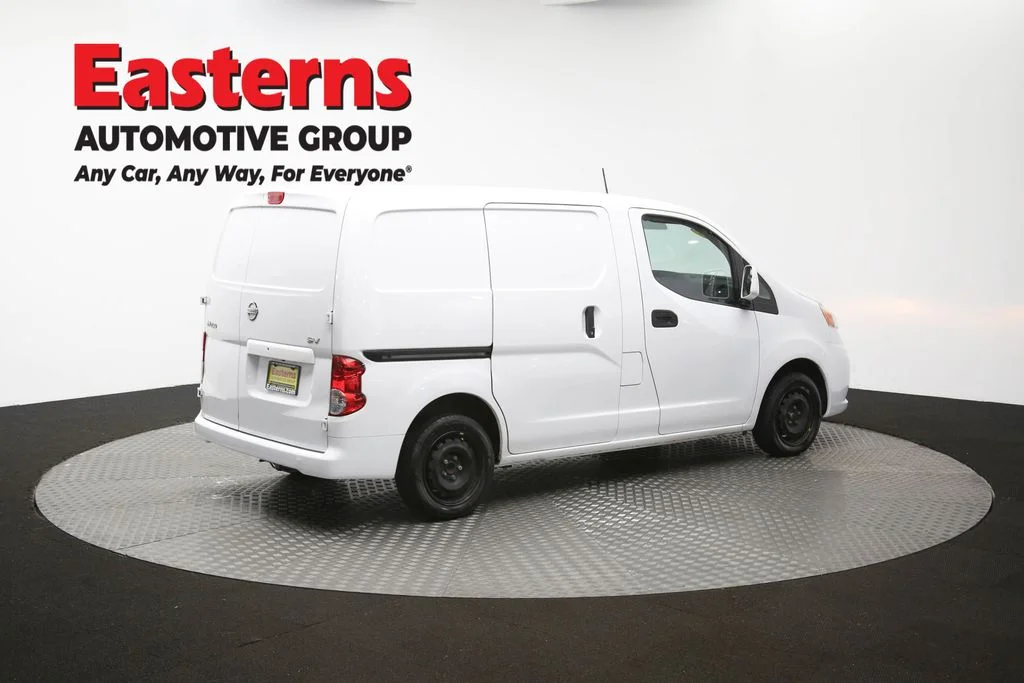 Used 2020 White Nissan SV image 41