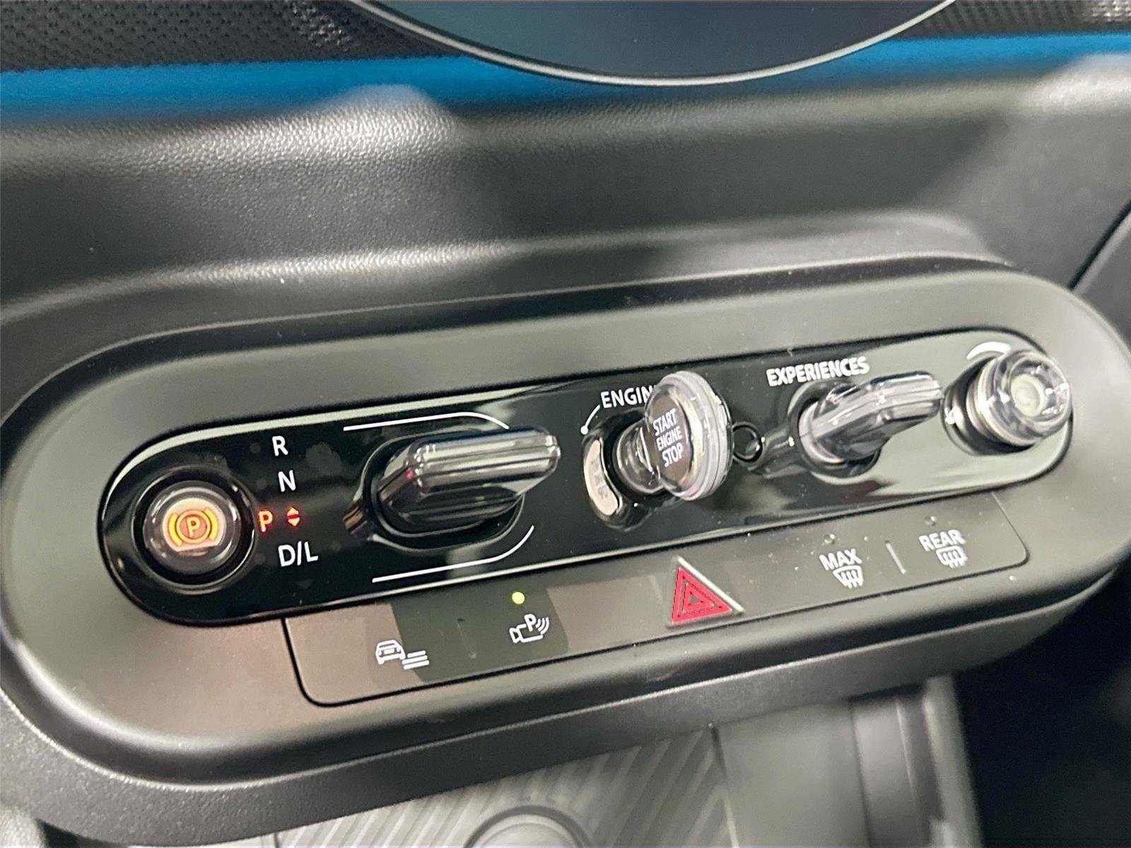 2025 MINI Hardtop 4 Door S - Photo 14