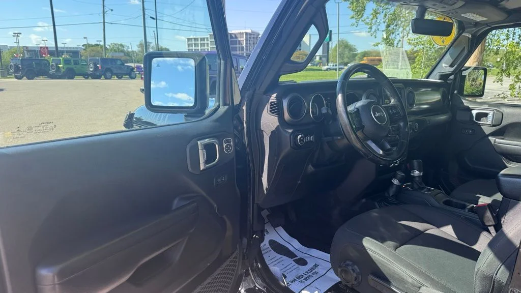 Used 2021 Black Jeep Willys image 20