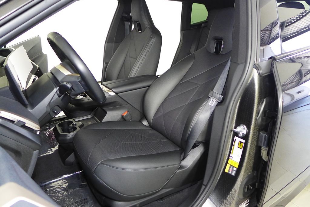 Certified Used 2024 Black Sapphire Metallic BMW xDrive50 image 21