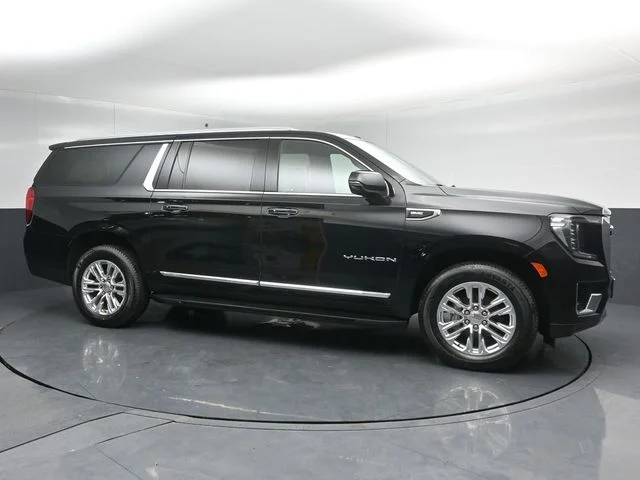 Certified Used 2023 Black GMC SLT image 5