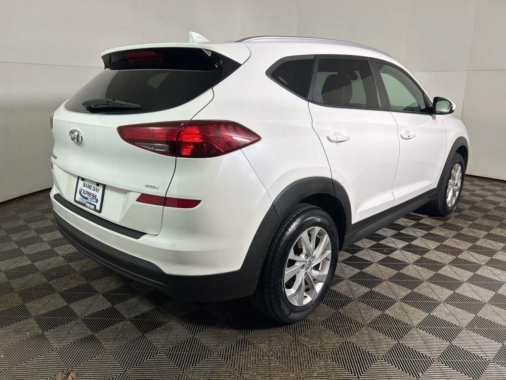 Used 2020 Cream White Hyundai Value image 6