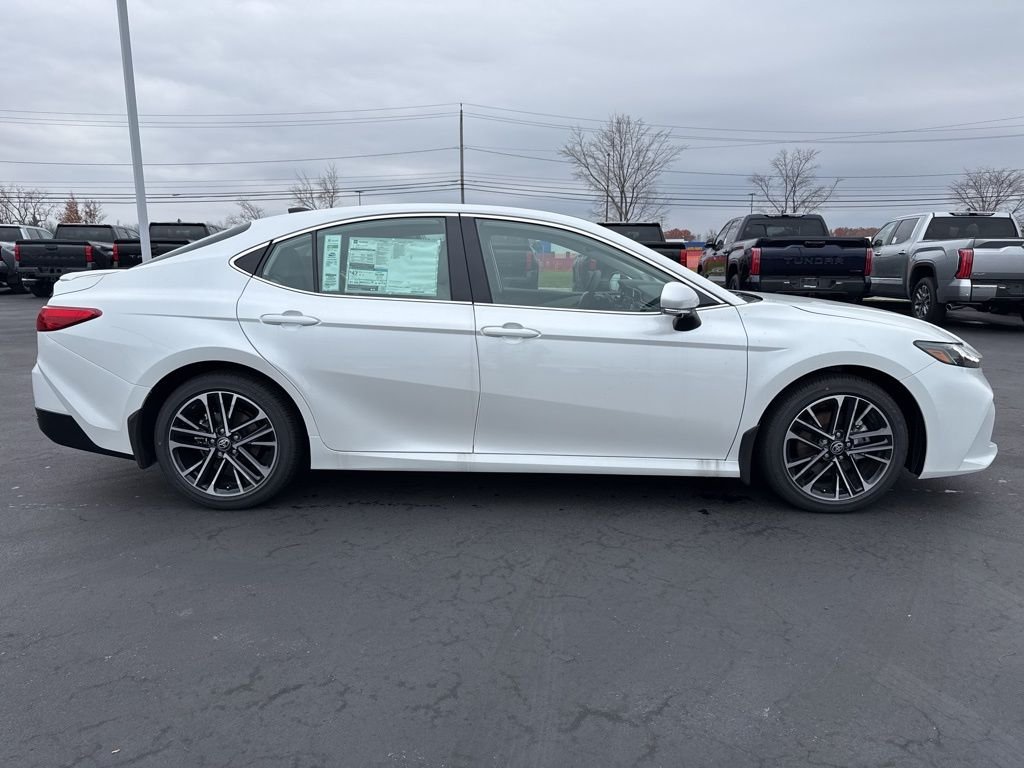 2025 Toyota Camry XLE - Photo 7