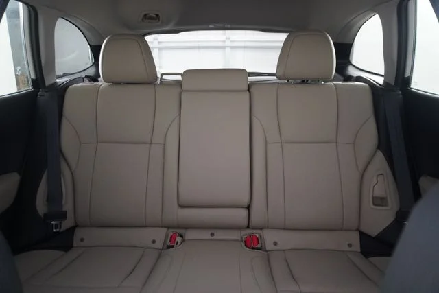 Certified Used 2025 Crystal White Pearl Subaru Limited image 31