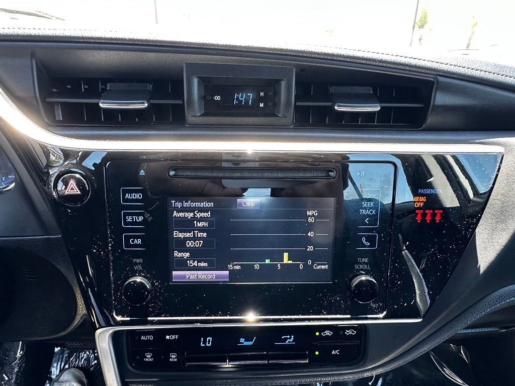 Used 2019 White Toyota SE image 22
