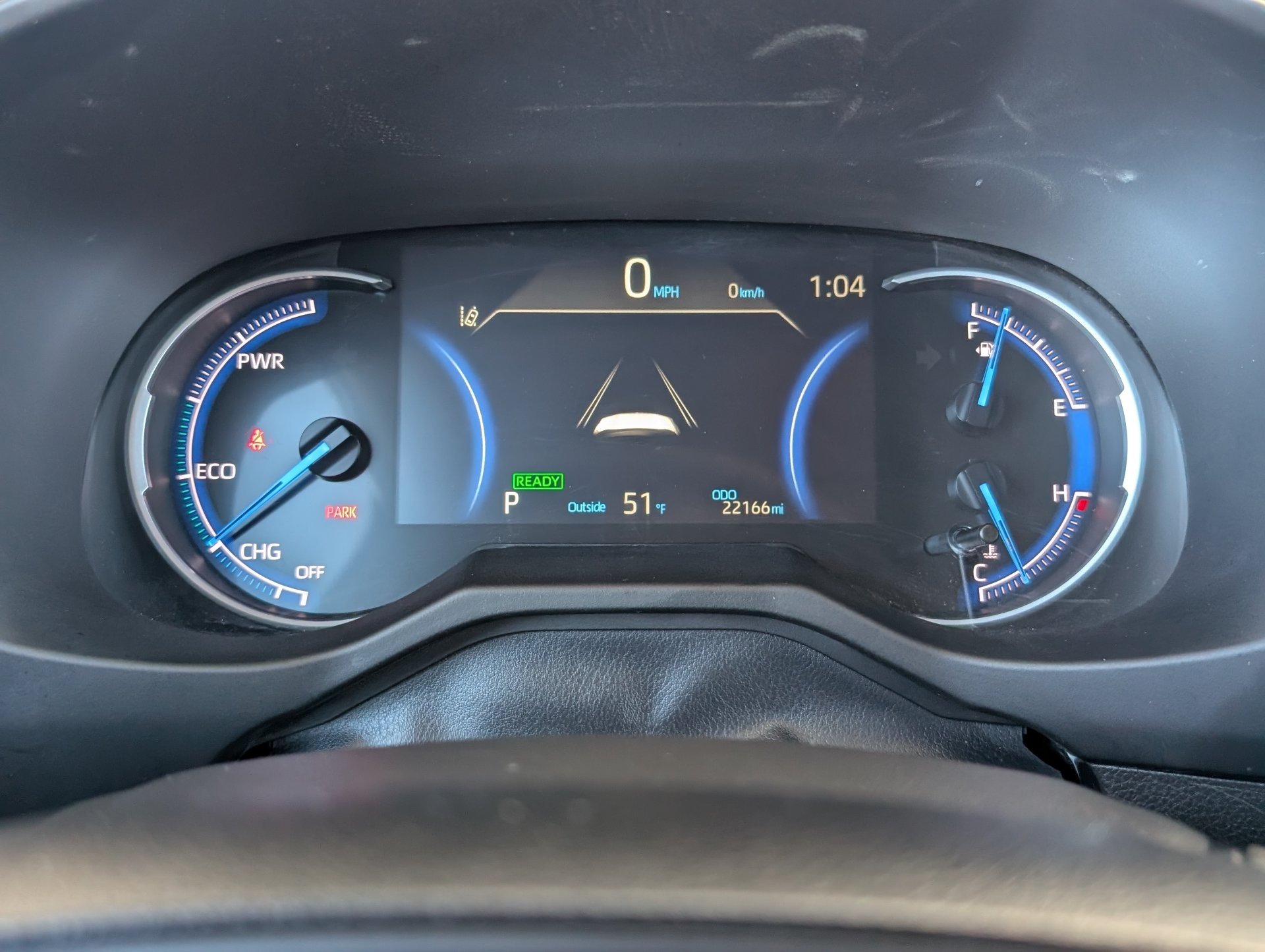 2025 Toyota RAV4 LE - Photo 13