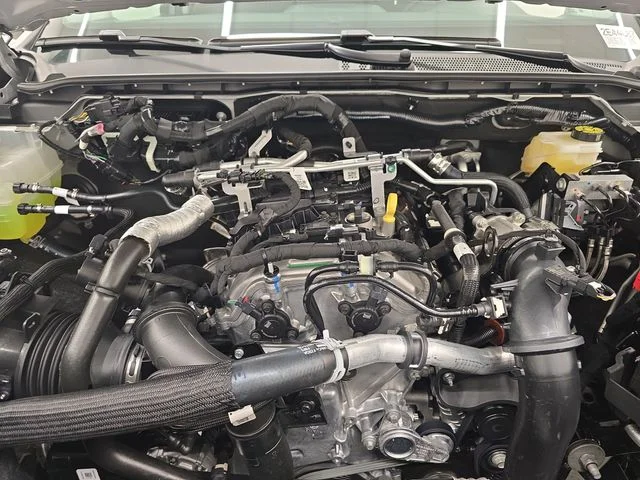 New 2026 Avalanche Ford XLT image 39