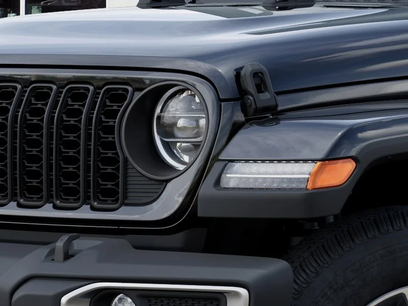 New 2026 Black Clear-Coat Exterior Paint Jeep Sahara image 38