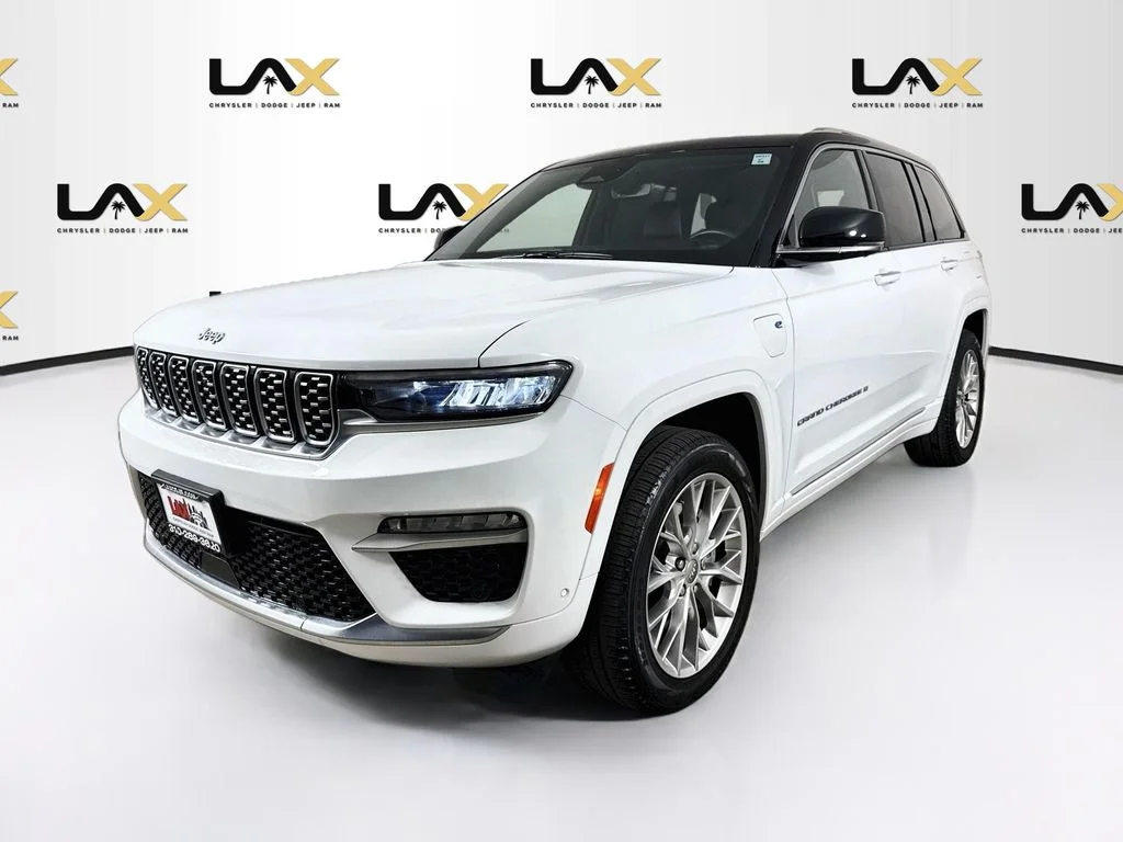 Used 2023 White Jeep Summit 4xe image 3