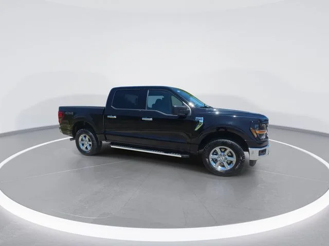 Used 2025 Black Ford XLT image 2