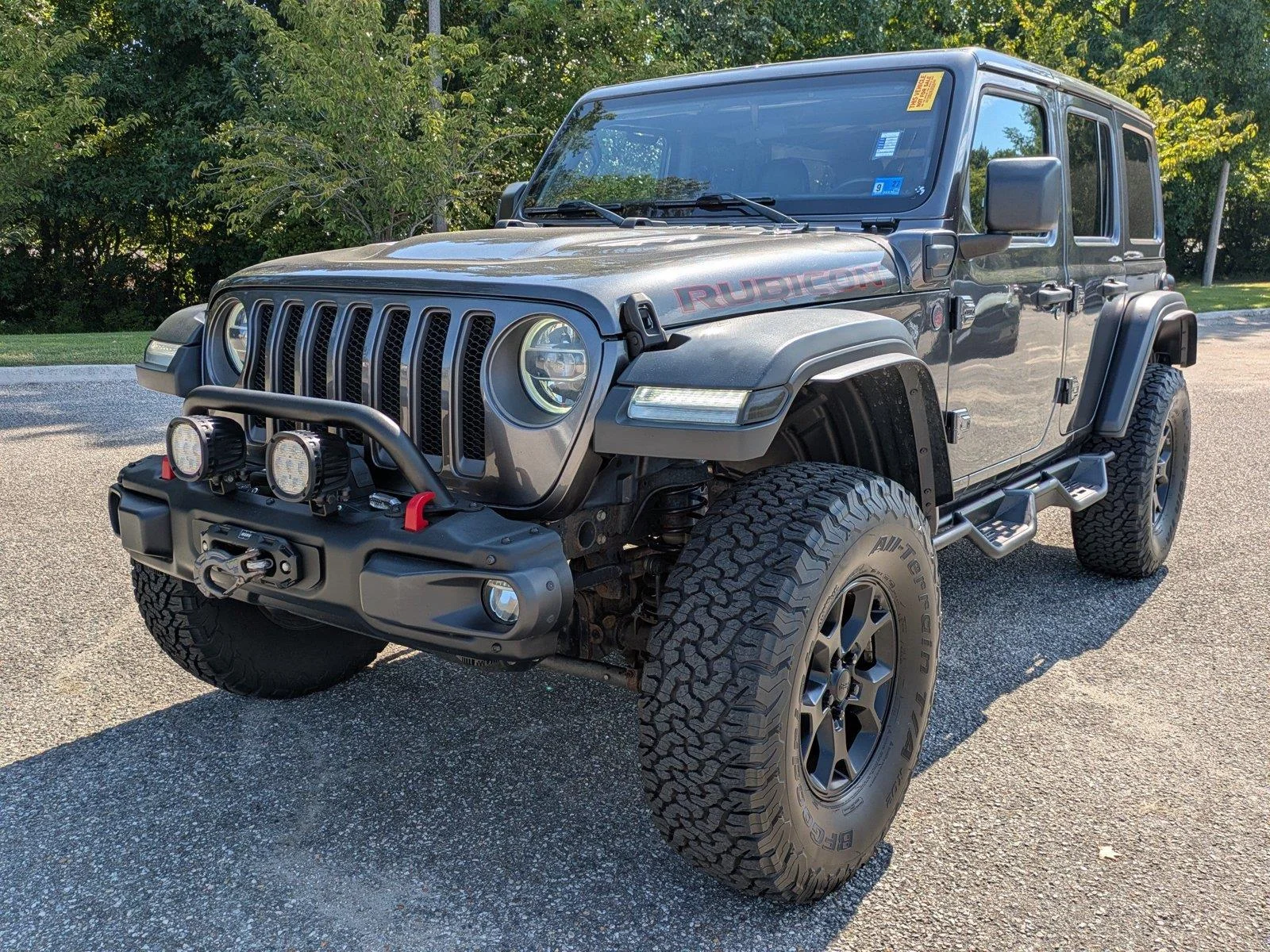 Used 2018 Granite Crystal Metallic Clearcoat Jeep Rubicon image 8