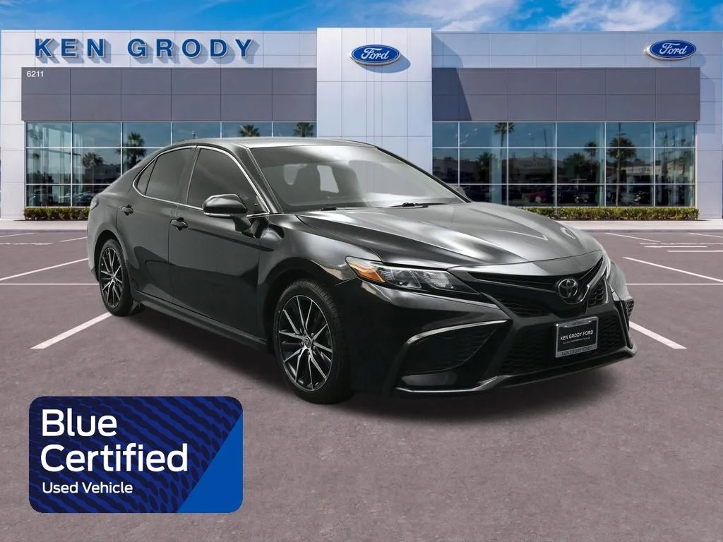 Used 2022 Black Toyota SE image 1