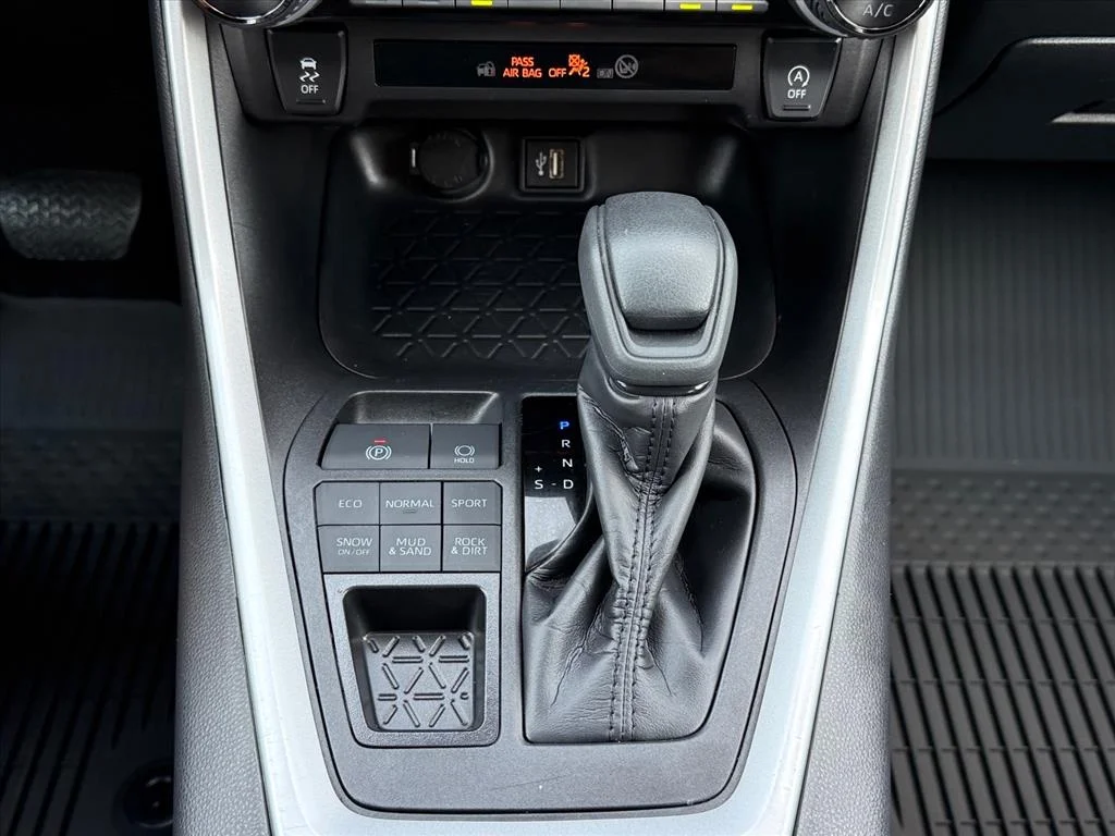 Certified Used 2025 Magnetic Gray Metallic Toyota XLE image 19