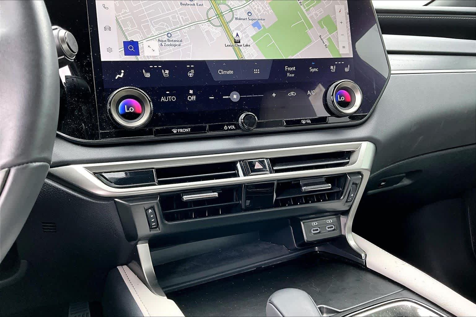 Used 2024 Iridium Lexus Premium image 35