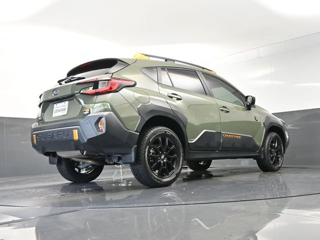 Used 2024 Green Subaru Wilderness image 42