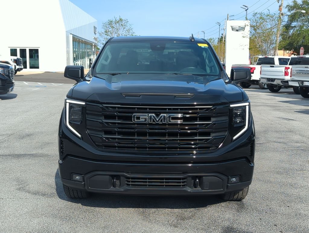 Used 2025 Black GMC Elevation image 9