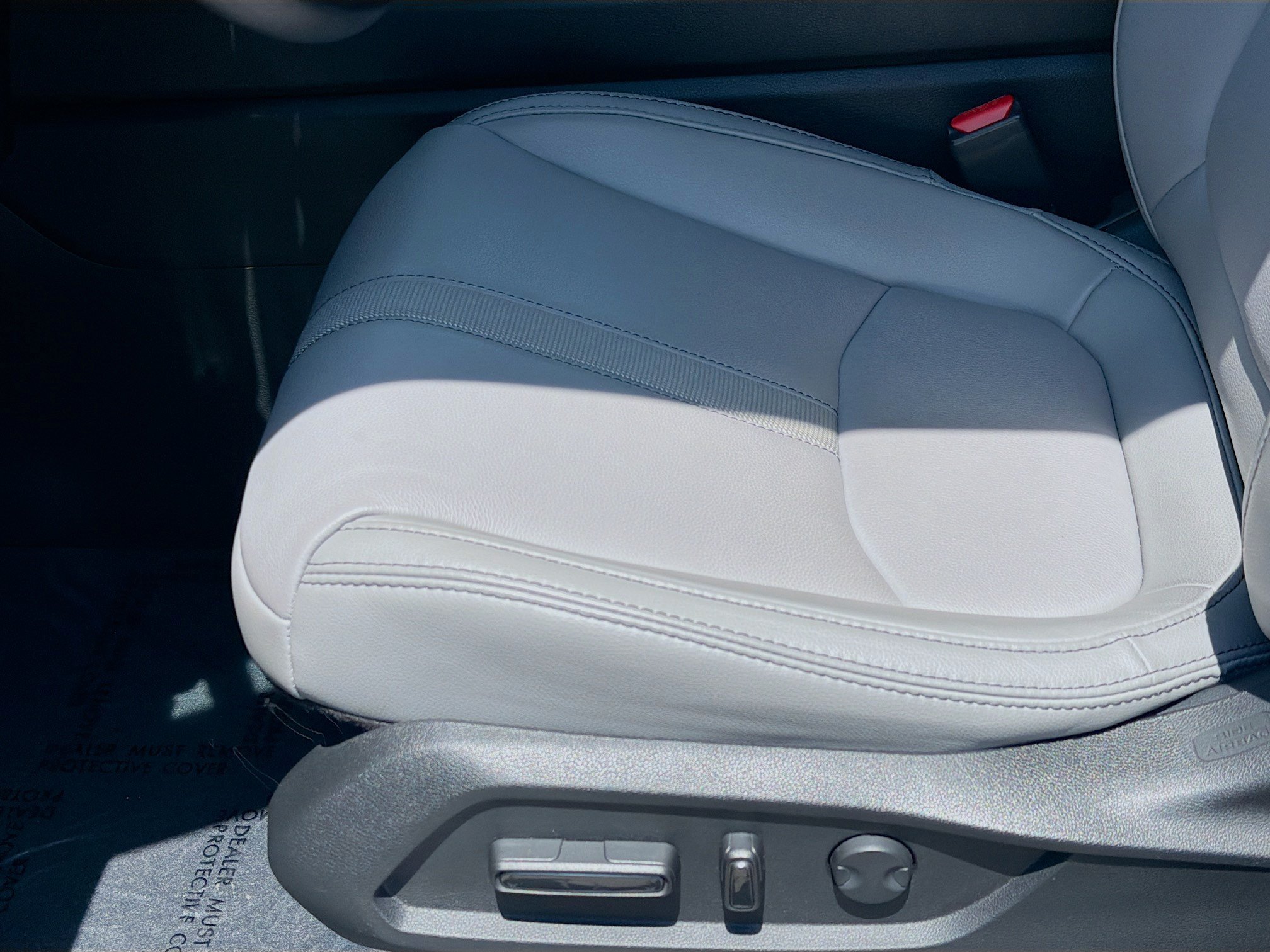 Used 2025 Lunar Silver Metallic Honda EX-L image 15