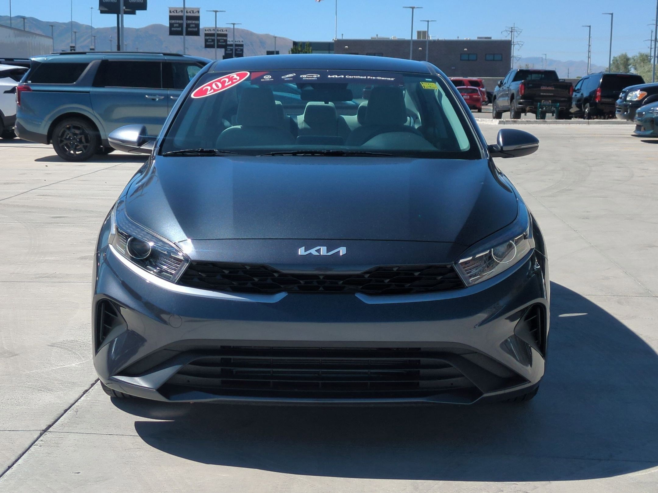 Used 2023 Gravity Gray Kia LXS image 8