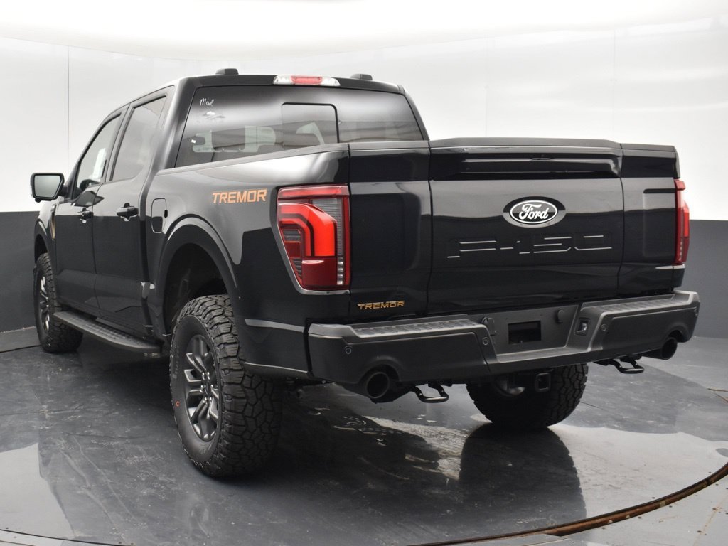 New 2026 Agate Black Metallic Ford Tremor® image 3