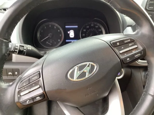 Used 2020 Gray Hyundai SEL Plus image 28