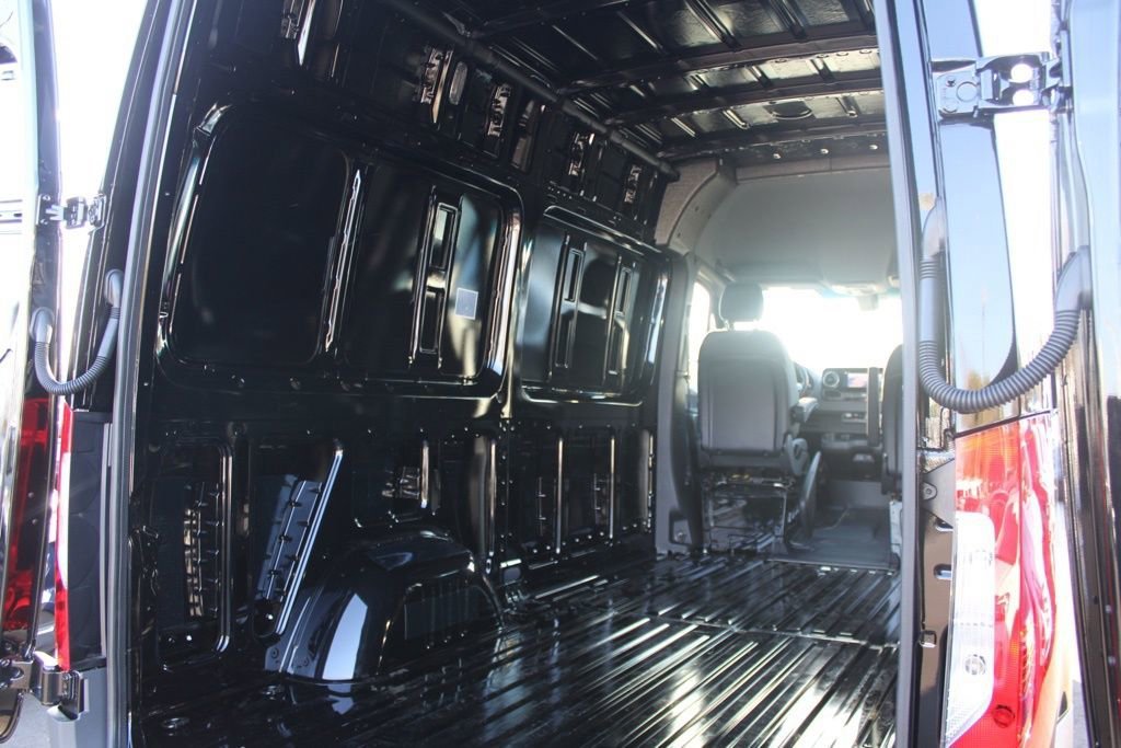 New 2026 Obsidian Black Metallic Mercedes-Benz Cargo 144 WB image 49