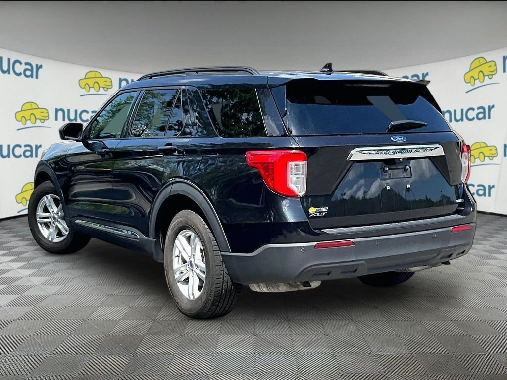 Used 2020 Black Metallic Ford XLT image 4