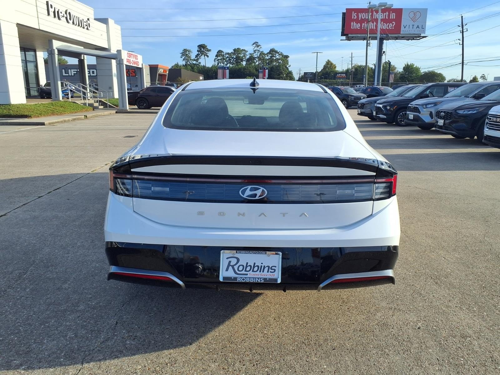 2025 Hyundai Sonata photo 8 of 25