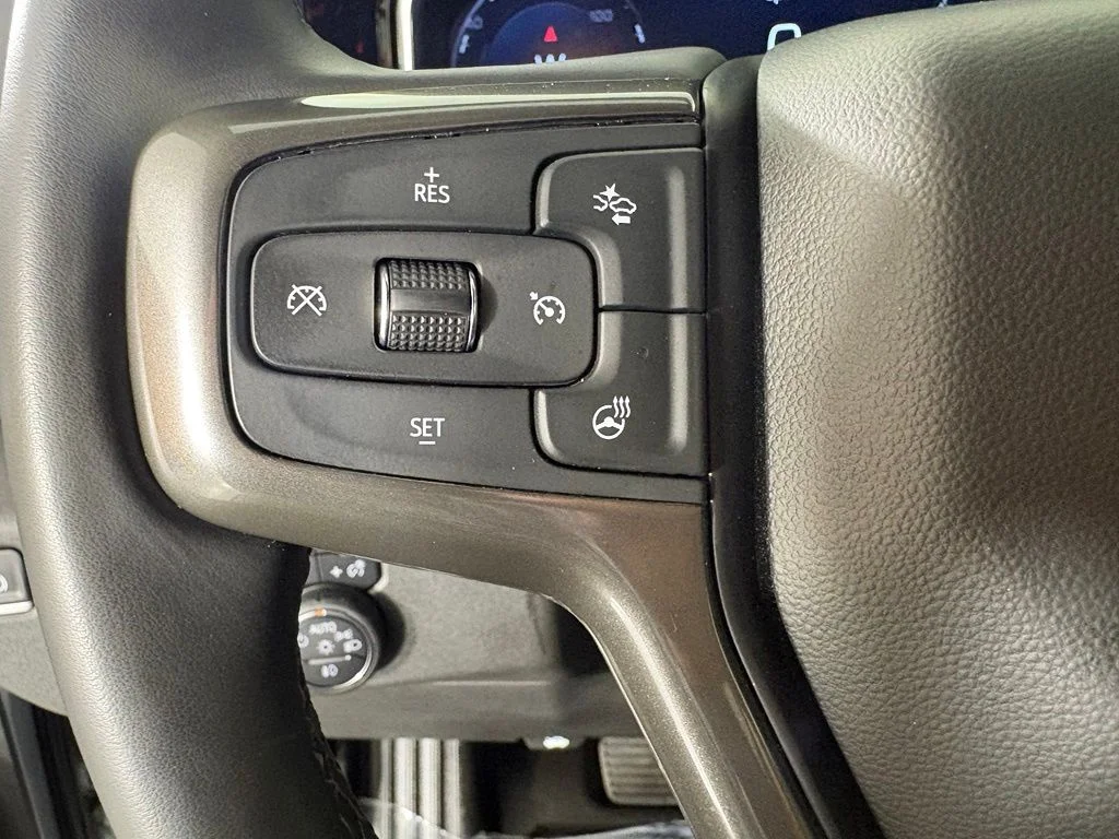 Used 2025 Gray Chevrolet High Country image 29