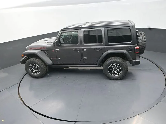 New 2026 Granite Crystal Metallic Clear-Coat Exterior Paint Jeep Rubicon image 14