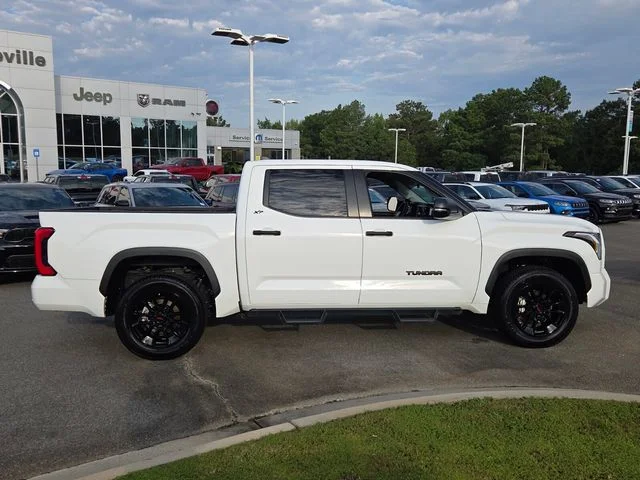 Used 2024 White Toyota SR5 image 13