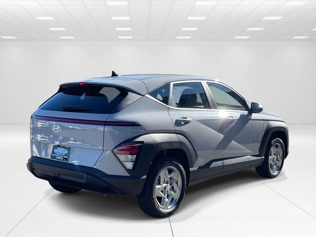New 2026 Gray Hyundai SE image 6