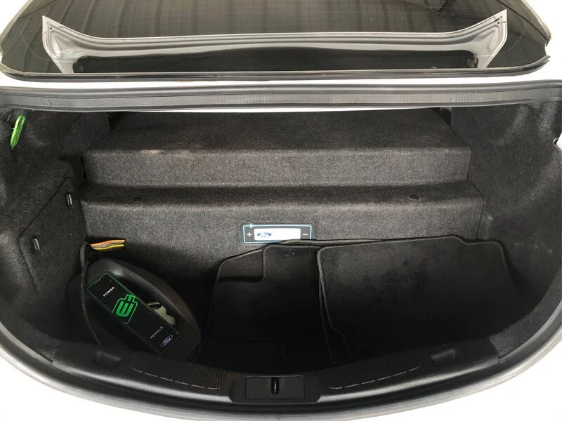 Used 2018 Oxford White Ford Titanium image 13