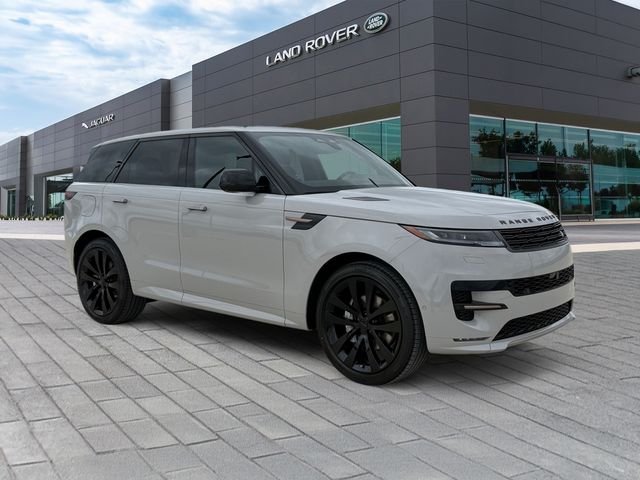 New 2026 Borasco Grey Land Rover Dynamic SE image 7