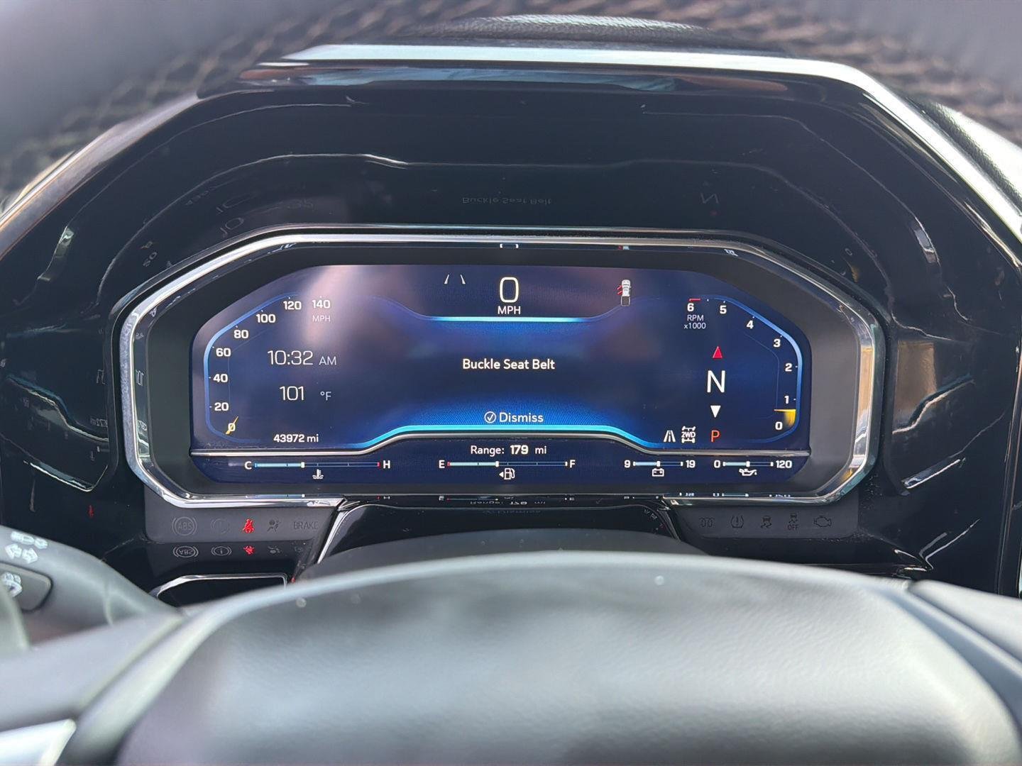 Used 2025 Summit White Chevrolet LT image 23