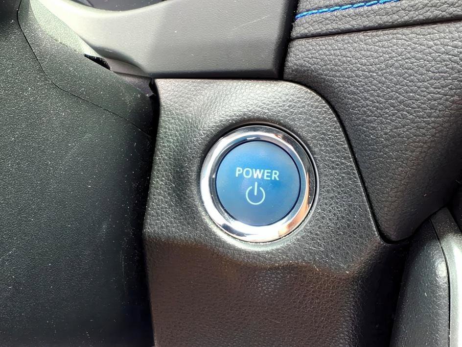 Used 2021 Blizzard Pearl/Midnight Black Metallic Toyota Hybrid XSE image 23
