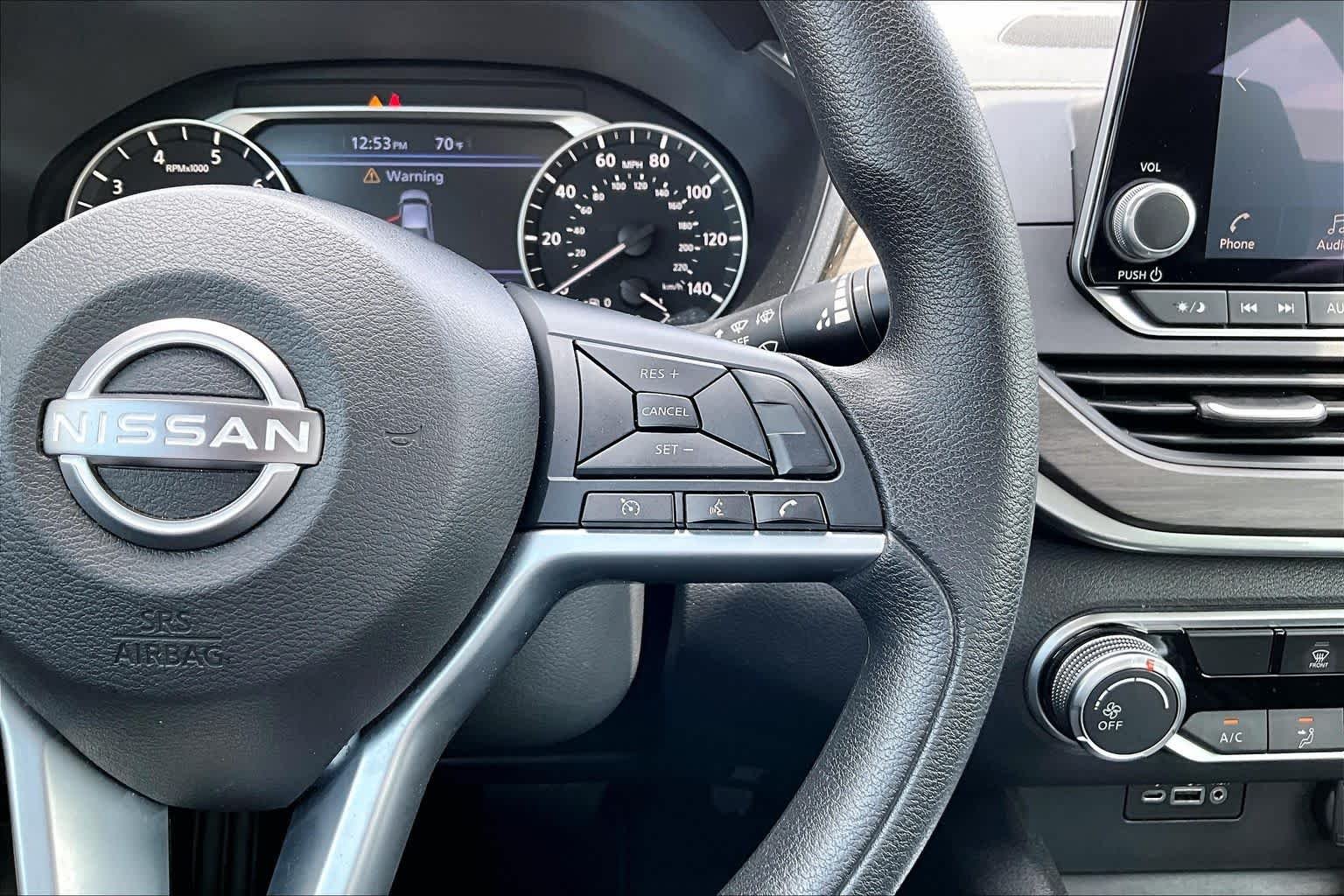 Used 2025 Super Black Nissan SV image 19