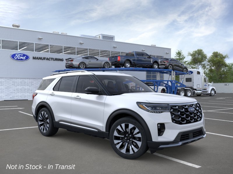 2026 Ford Explorer Platinum 4WD's photo