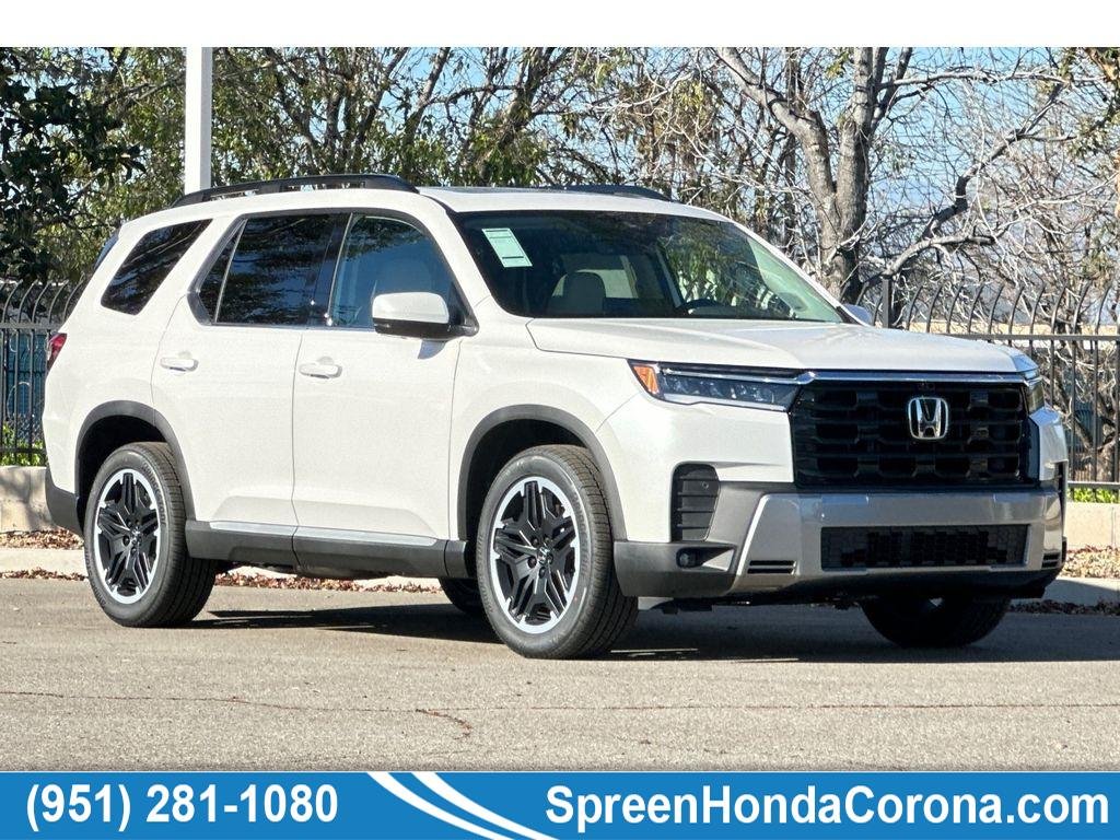 2026 Honda Pilot Touring AWD's photo