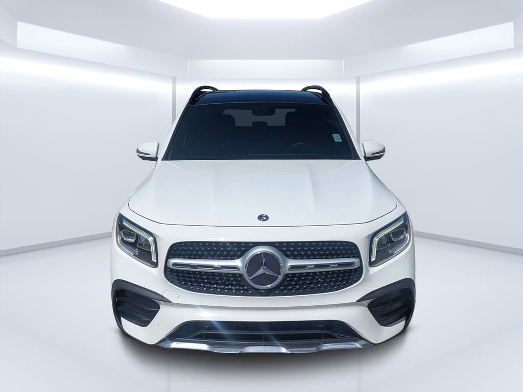 Used 2020 White Mercedes-Benz GLB 250 image 8