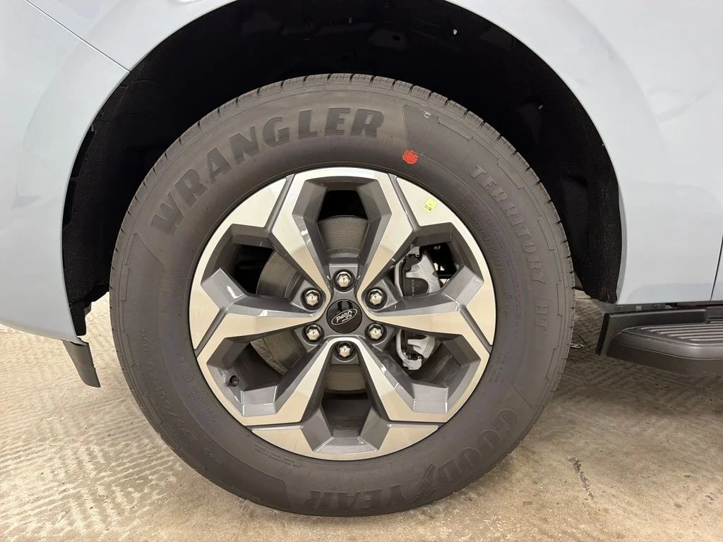 New 2027 Gray Ford Active image 11