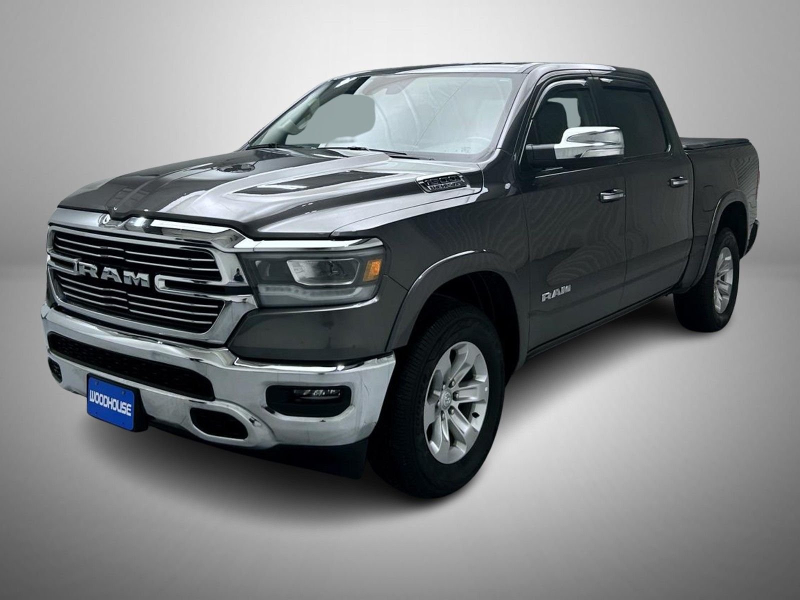 2022 RAM 1500 Laramie 4x4 Crew Cab 5'7's photo