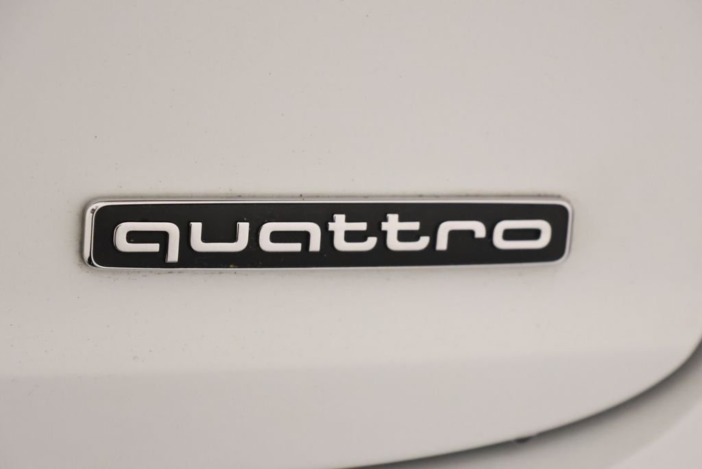 Used 2019 Glacier White Audi 3.0T Premium image 10