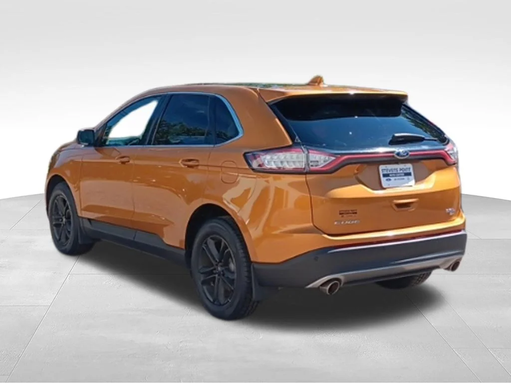 Used 2016 Electric Spice Metallic Ford SEL image 5