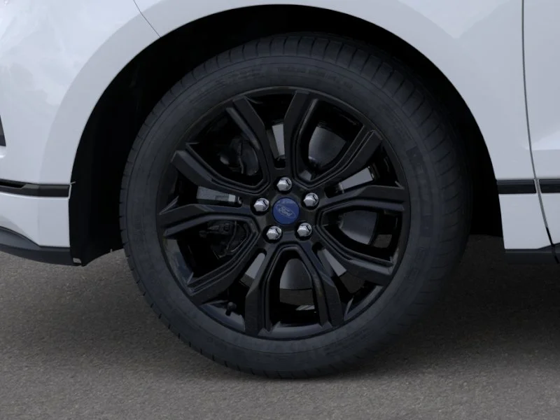 New 2023 Oxford White Ford SE image 19