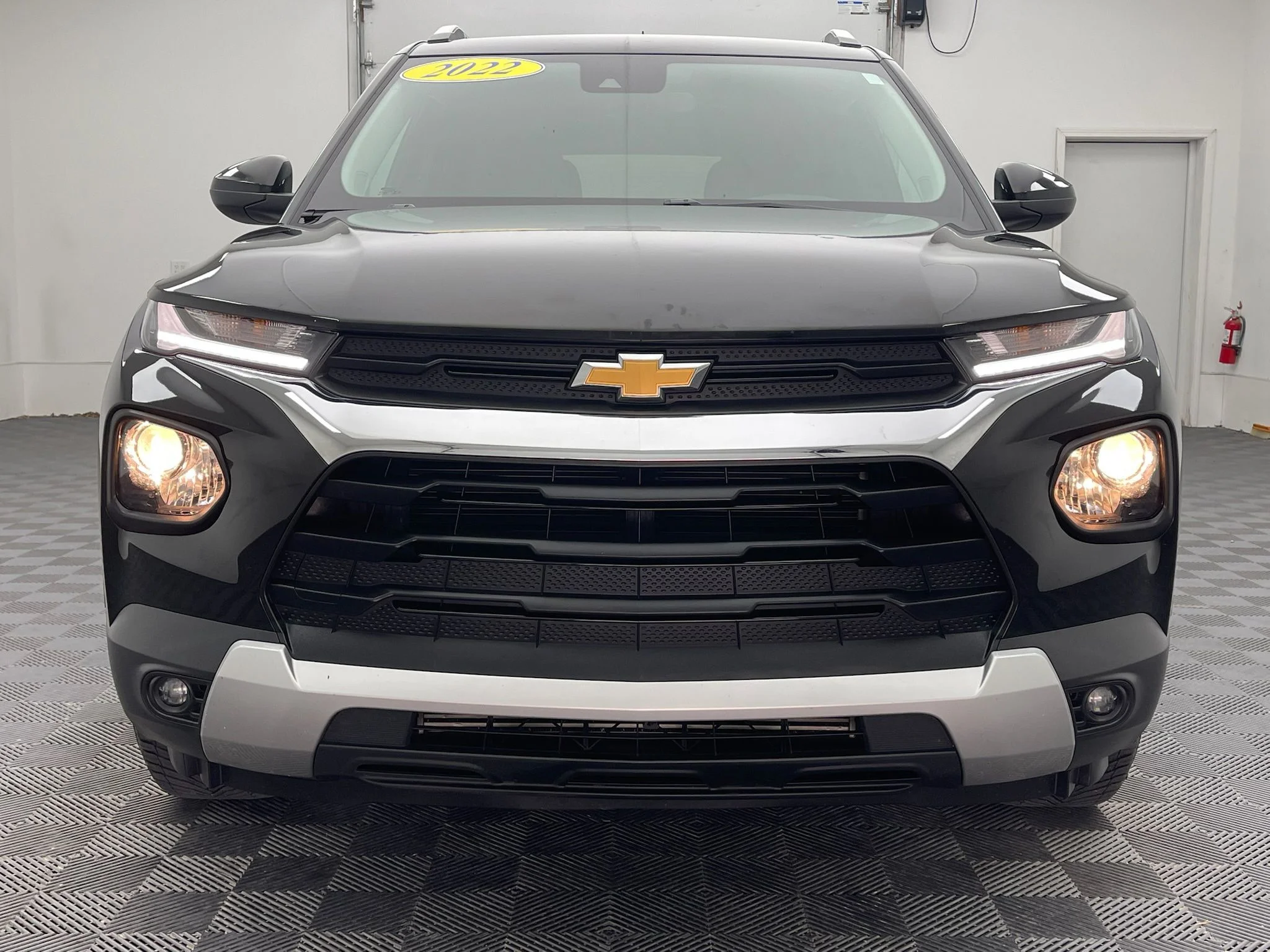Used 2022 Mosaic Black Metallic Chevrolet LT image 11